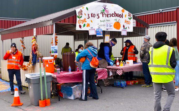 Sitka Pumpkin Patch BBQ.jpg (99 KB)